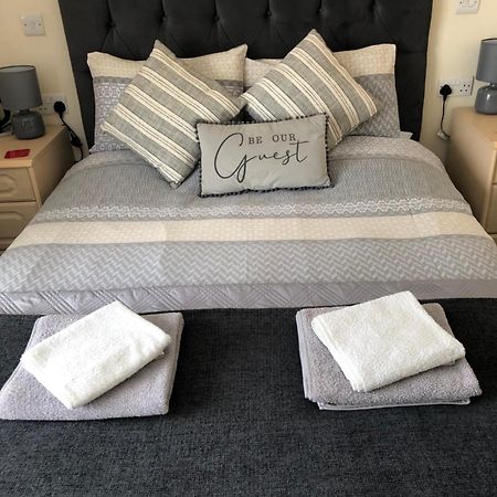 The Stowey Arms Bed and Breakfast Exminster Exteriör bild